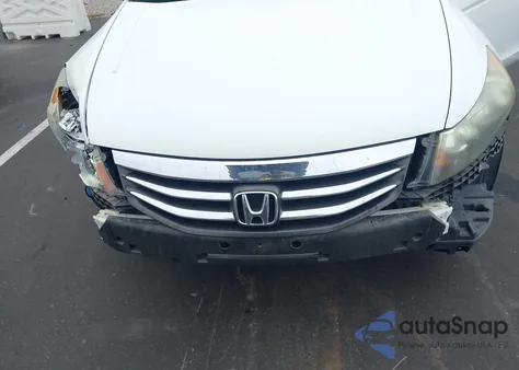 2011 Honda Accord 2.4 Ex-L from USA, damaged, VIN 1HGCP2F83BA087019